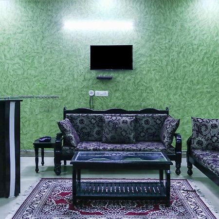 فندق Treebo Trip Sswag 18 Expressway نويدا المظهر الخارجي الصورة